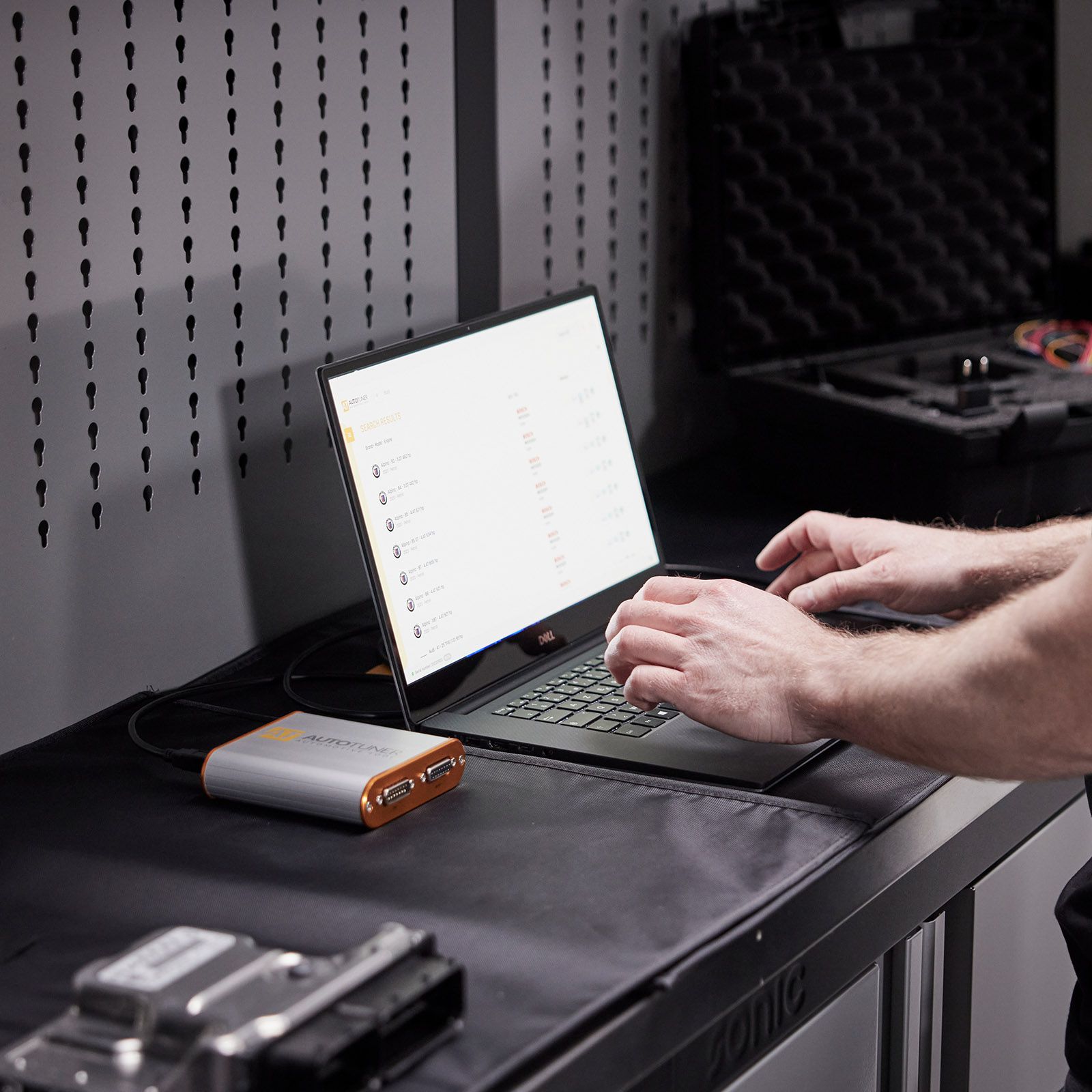 Original AutoTuner Tool Slave Version ECU/TCU Programmierwerkzeug Unterstützung OBD Bench Boot Kein Abonnement Automatische Prüfsummenkorrektur